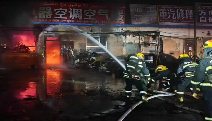 电器着火先灭火还是先断电？