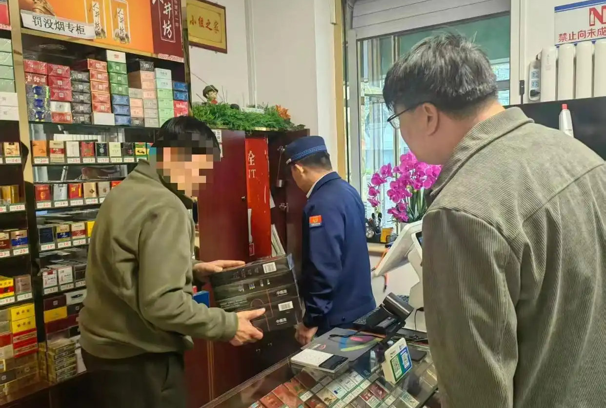 大兴开展沿街商铺消防检查，22个检查组上门纠隐患300余处